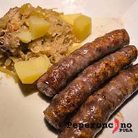 Kobasice sa kupusom i krumpirom